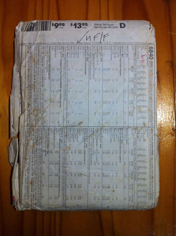 McCalls 6840 Pull on Tiered Skirts. Size Z / Lrg-XL. Complete Uncut F/F. Envelope worn / damaged.