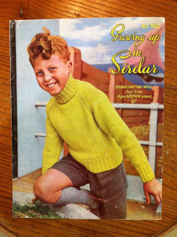 Sirdar 563 Boys Pullover. Ages 6, 8, 10, 12 Years.