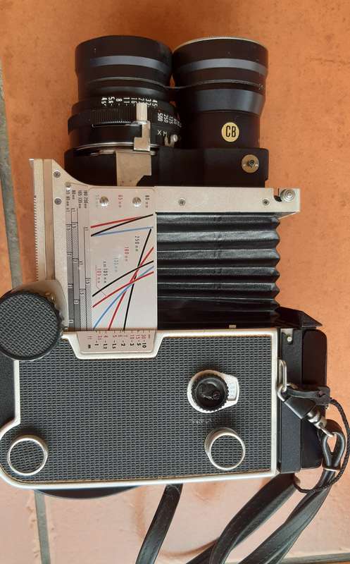 Vintage MAMIYA C220 Professional TLR Camera with Sekor 180mm lens