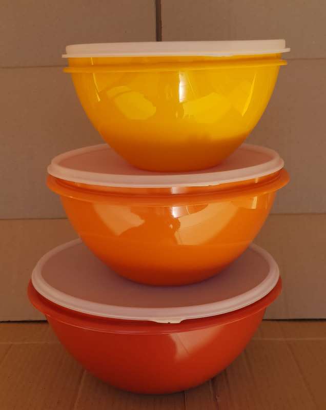 Tupperware 3-Wonderlier Bowls with Lids