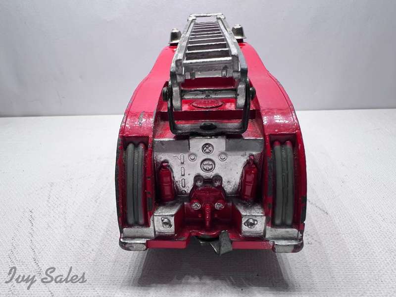 Dinky SuperToys #955 Commer Fire Engine with Original Box