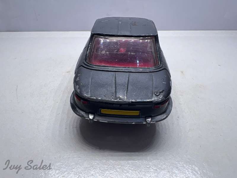 FRENCH Dinky Toys #524 - Panhard 24