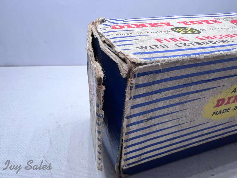 Dinky SuperToys #955 Commer Fire Engine with Original Box