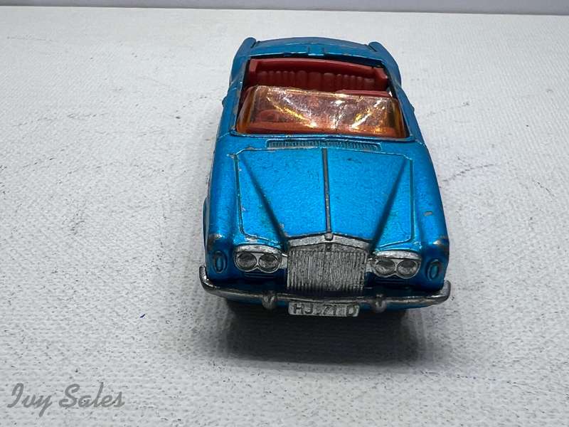 Matchbox #69 Rolls Royce Silver Shadow Convertible
