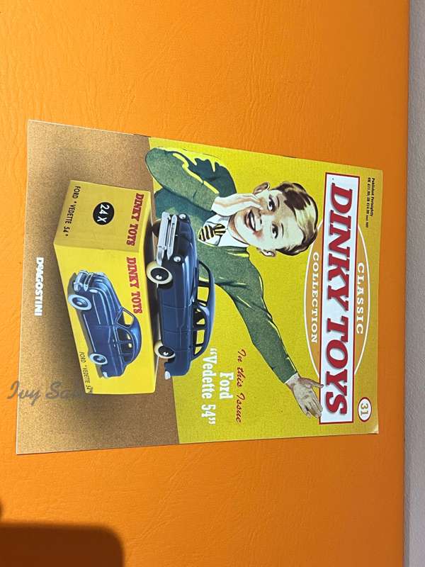 ATLAS DINKY SET OF ITEMS