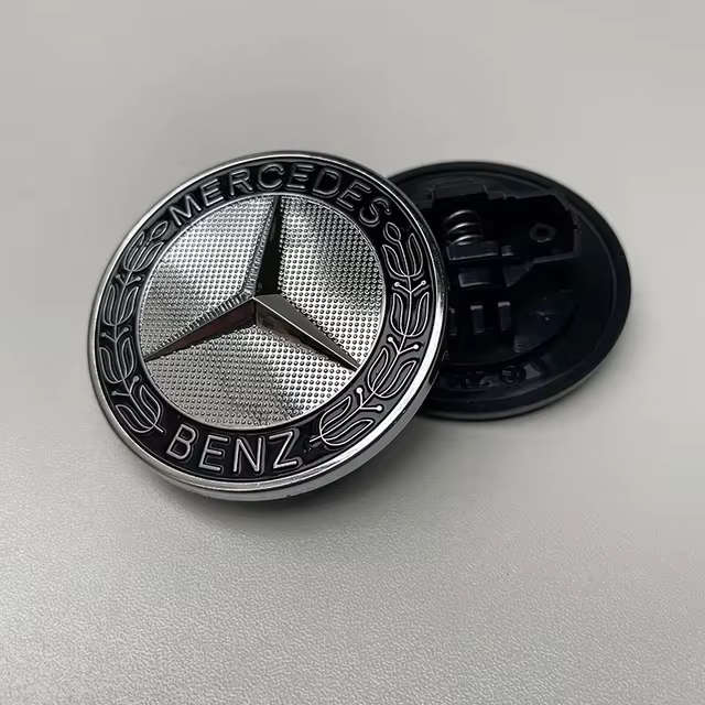 MB Bonnet Emblem Black/Chrome