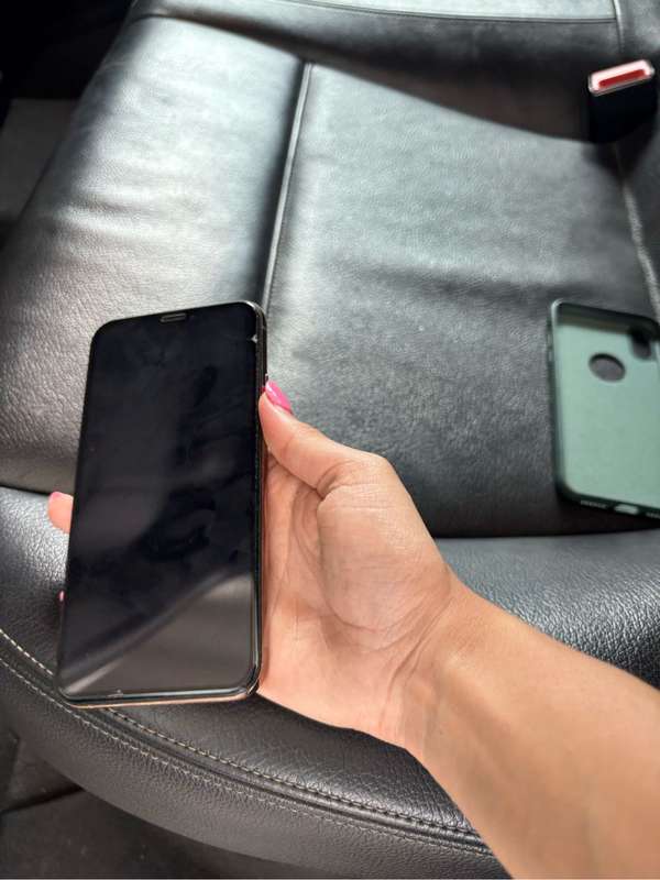 iPhone XS