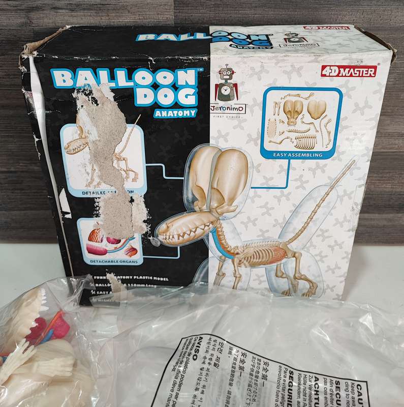 Balloon Dog Anatomy by Jason Freeny