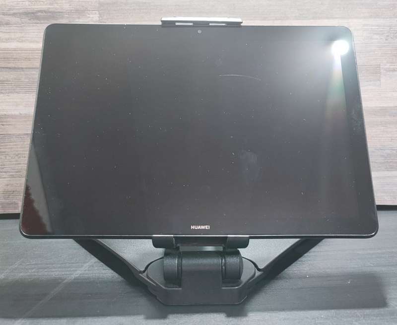 Huawei Mediapad T5 10 inch Tablet(Still running Google Play)