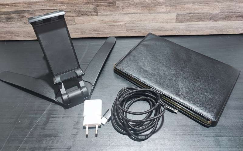 Huawei Mediapad T5 10 inch Tablet(Still running Google Play)