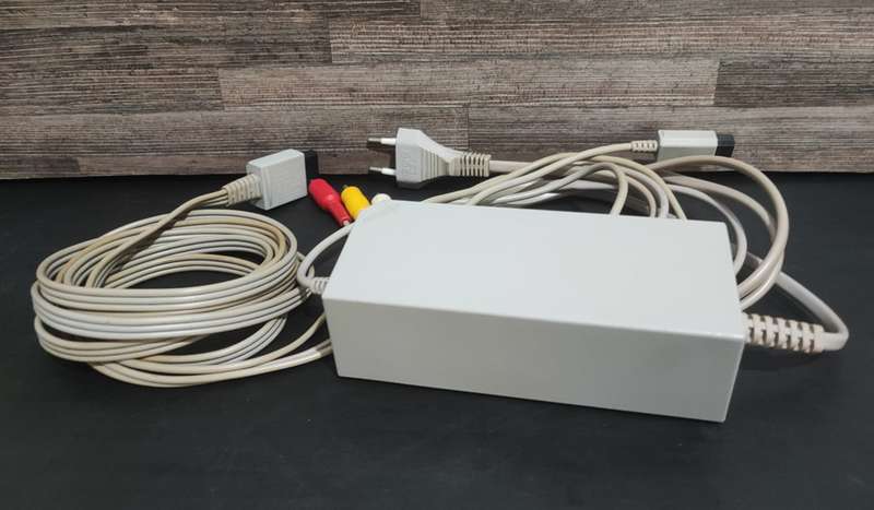 Nintendo Wii Bundle(Black) Free Shipping