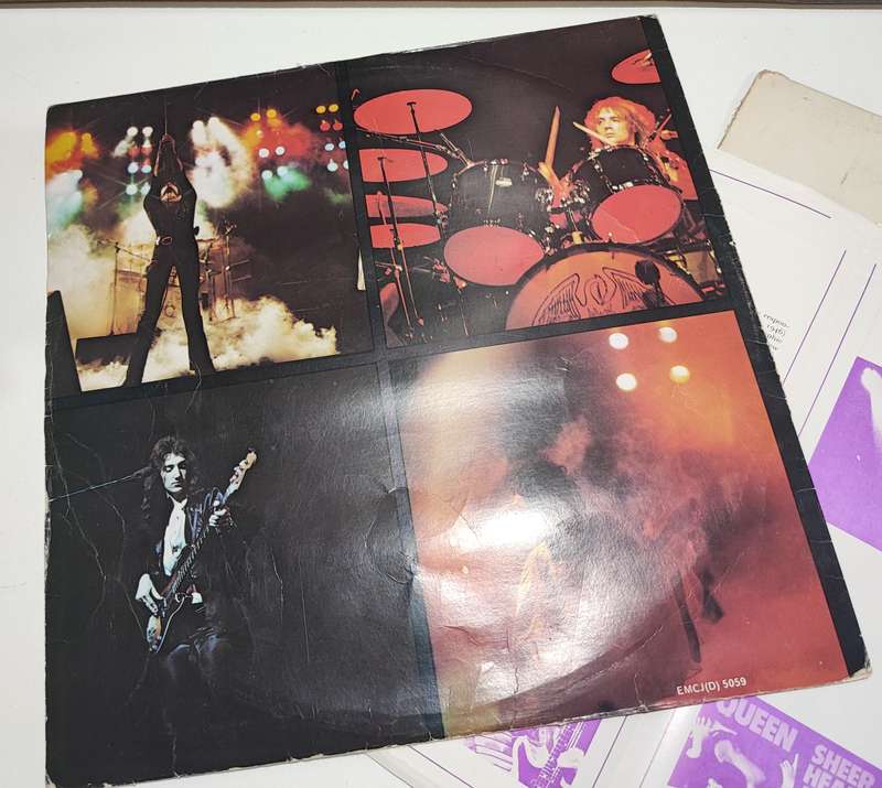 Vintage LP Record - Queen A night at the Opera