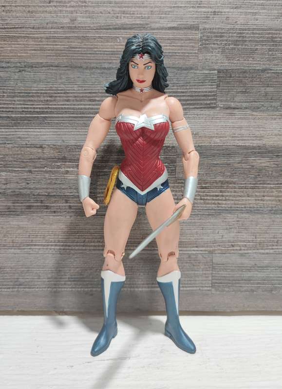 DC Collectibles Essentials - Wonder Woman