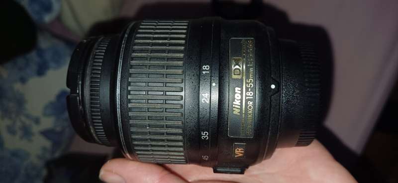 **REDUCED** Nikon D3000 plus 2 lenses and other accessories for sale
