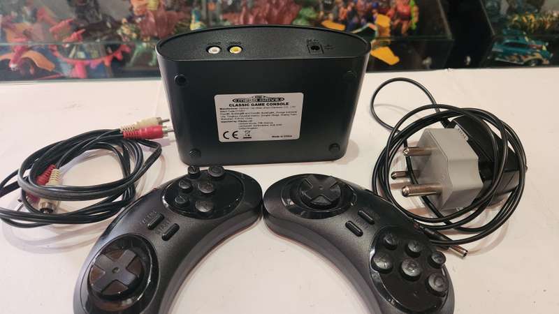 Sega Megadrive Mini Classic With 2 Controllers