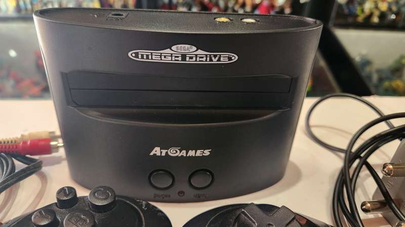 Sega Megadrive Mini Classic With 2 Controllers