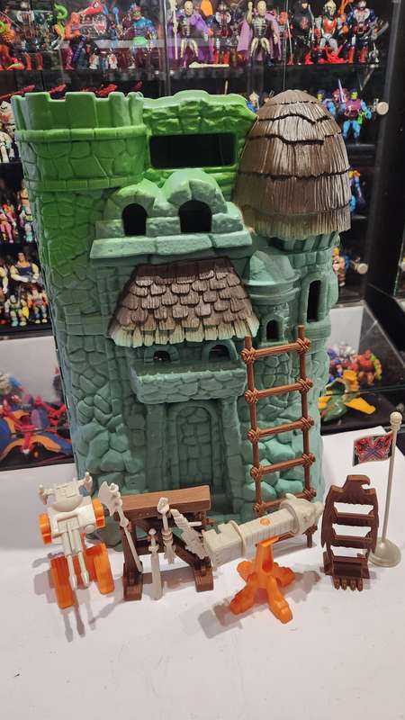 Masters Of The Universe (Motu) Origins Castle Grayskull Figure