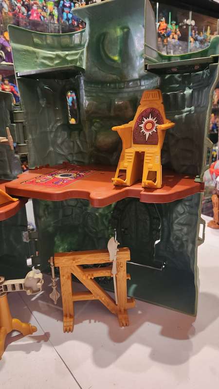 1981 Castle Grayskull of He-Man-Masters of the Universe 44 (MOTU) Vintage