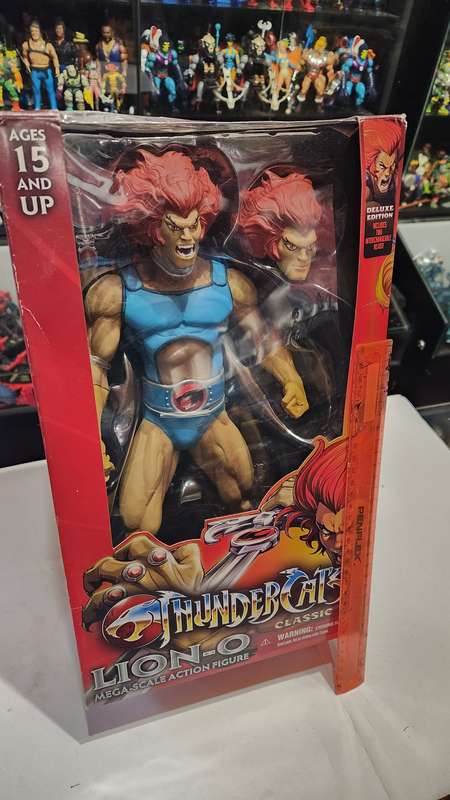 Mezco Thundercats Lion-O Classic Deluxe Edition (35cm) Figure Moc