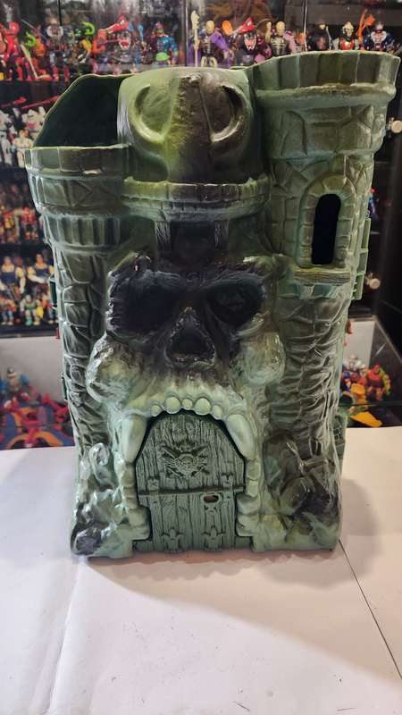 1981 Castle Grayskull of He-Man-Masters of the Universe 87 (MOTU) Vintage