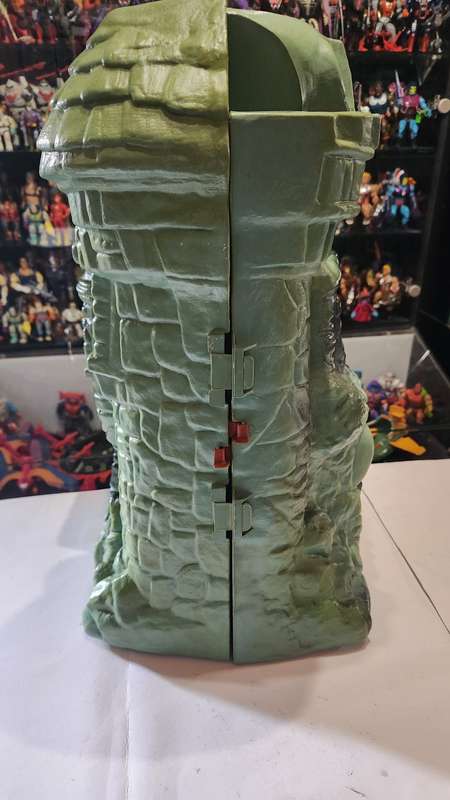 1981 Castle Grayskull of He-Man-Masters of the Universe 87 (MOTU) Vintage