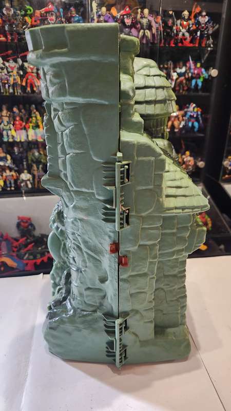1981 Castle Grayskull of He-Man-Masters of the Universe 87 (MOTU) Vintage