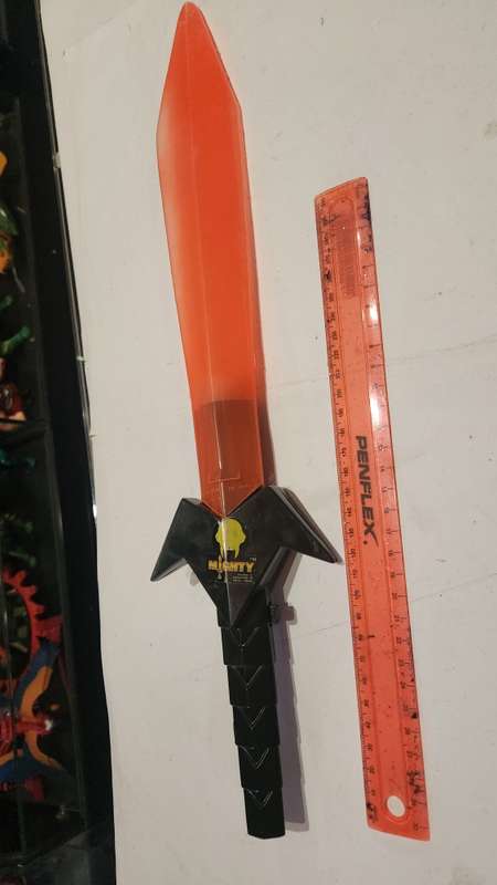 Vintage Remco Warrior Beasts Skull Man Mighty Laser Sword Figure