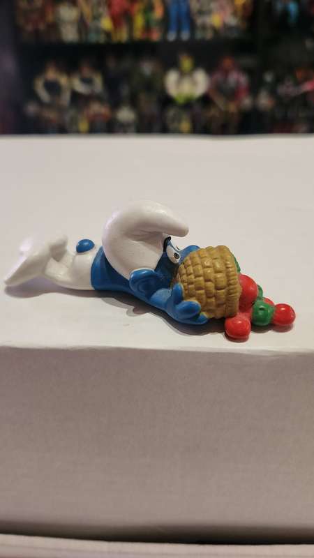 1983 Vintage Peyo Clumsy Smurf
