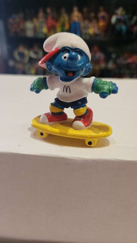 1997 Vintage Peyo Skateboarder Smurf