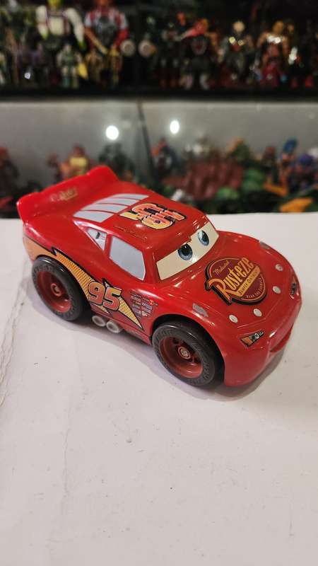 2005 Disney Cars Lightning McQueen
