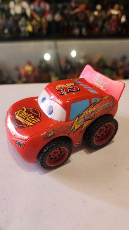 2005 Disney Cars Lightning McQueen Pullback