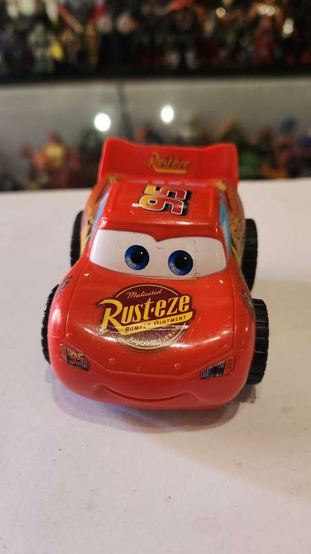 2005 Disney Cars Lightning McQueen Pullback