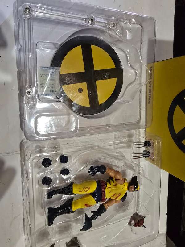 Mezco One:12 Wolverine Figure