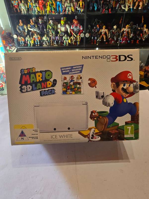 Boxed Nintendo 3DS Ice White Console