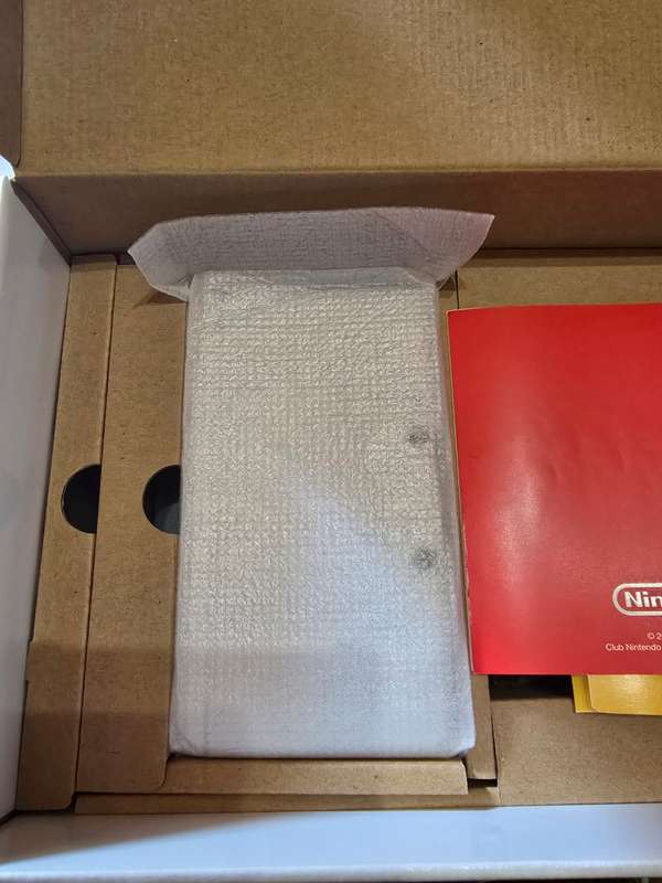 Boxed Nintendo 3DS Ice White Console