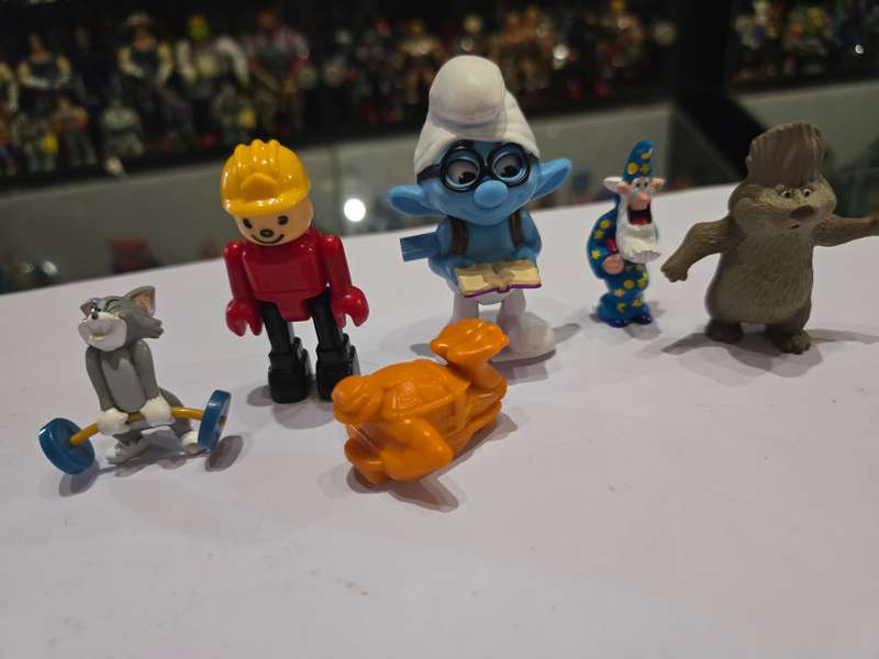 Lot Mcdonalds Toys