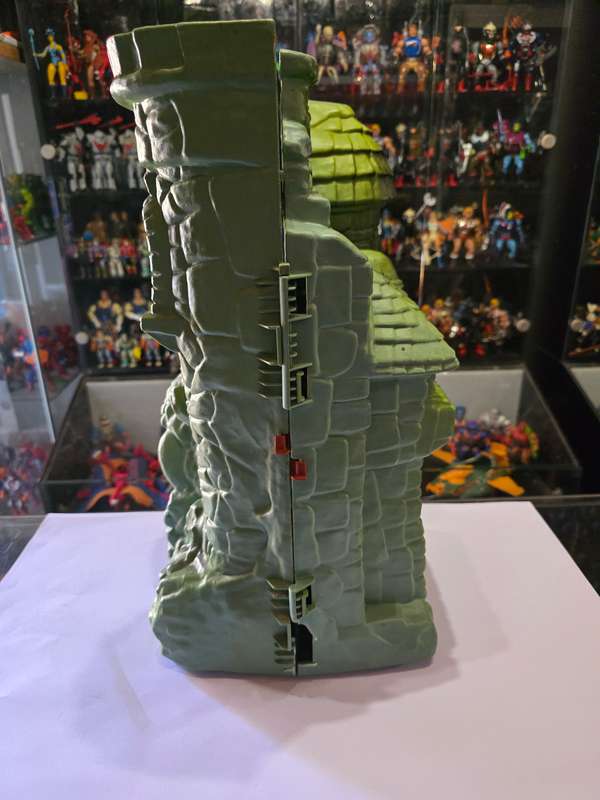 1981 Castle Grayskull of He-Man-Masters of the Universe 91 (MOTU) Vintage