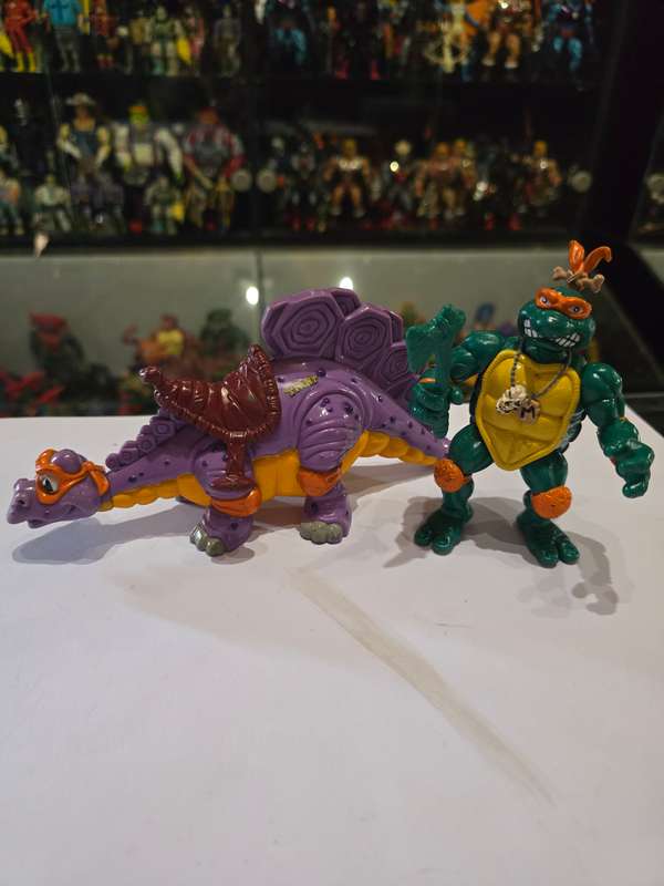 Tmnt 1993 Rare Cave Turtle Mike and Silly Stegosaurus Vintage Figure Teenage Mutant Ninja Turtles