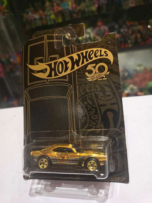 Moc HotWheels 67 Camaro Chase 50th Anniversary