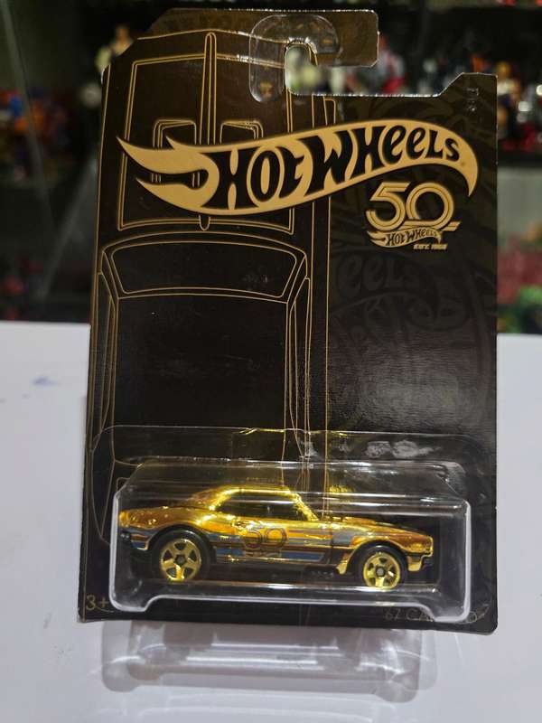 Moc HotWheels 67 Camaro Chase 50th Anniversary