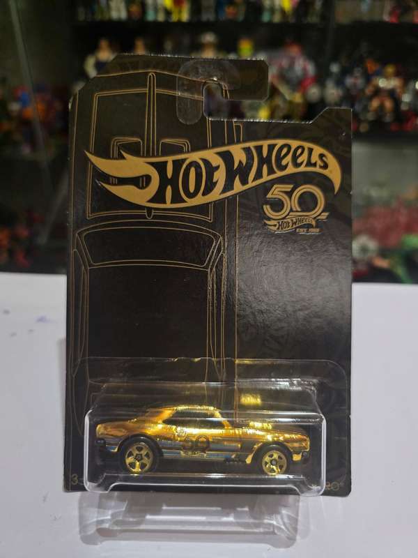Moc HotWheels 67 Camaro Chase 50th Anniversary