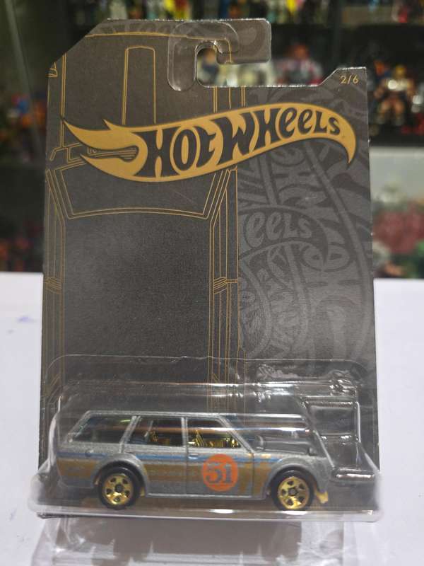 Moc HotWheels 71 Datsun 510 Wagon 51st Anniversary