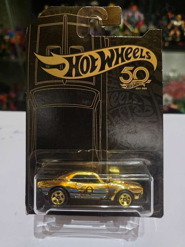 Moc HotWheels 67 Camaro Chase 50th Anniversary