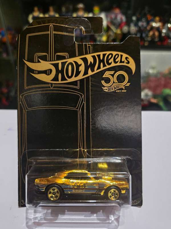 Moc HotWheels 67 Camaro Chase 50th Anniversary