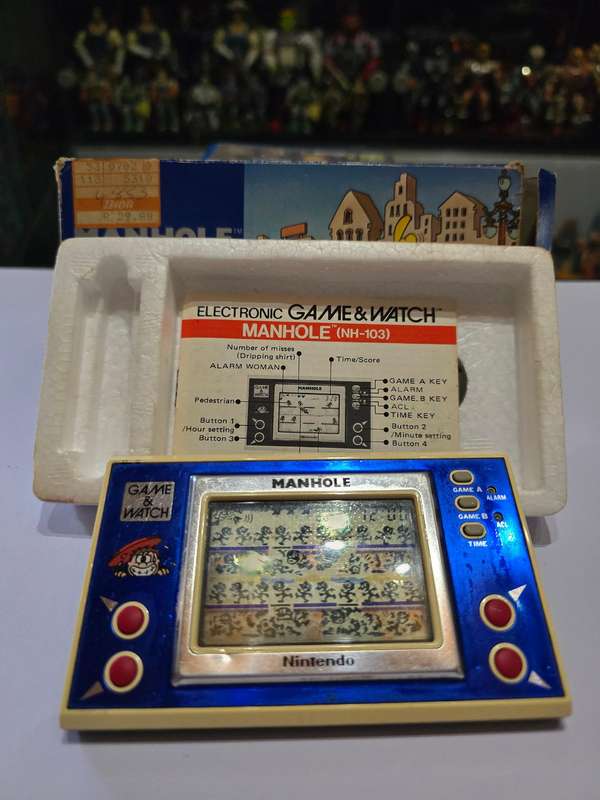 1983 Boxed Nintendo Game and Watch Manhole