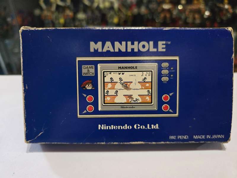 1983 Boxed Nintendo Game and Watch Manhole