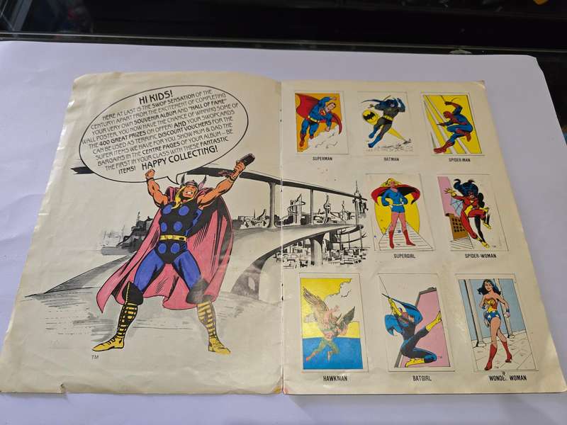 1982 The Superheroes Swop Sensation Official Souvenir Album
