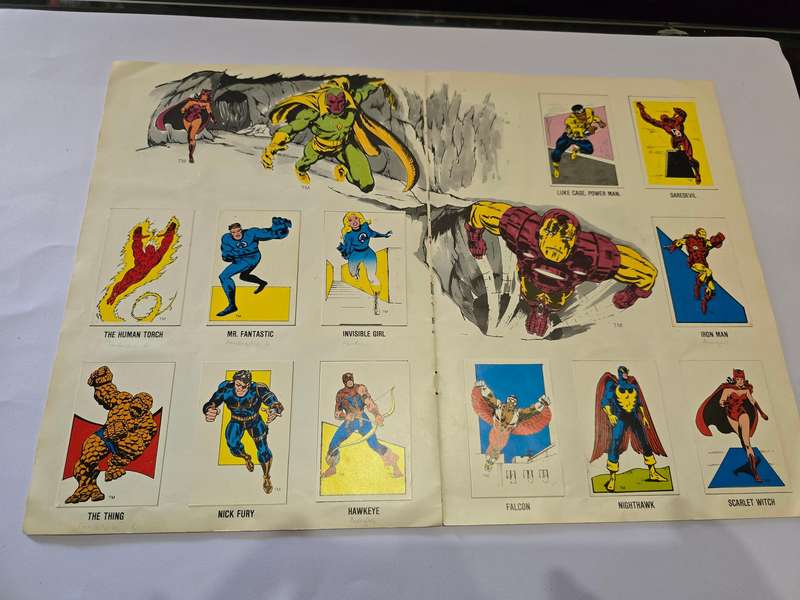 1982 The Superheroes Swop Sensation Official Souvenir Album
