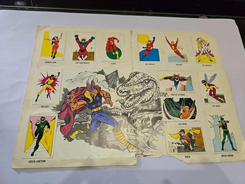 1982 The Superheroes Swop Sensation Official Souvenir Album