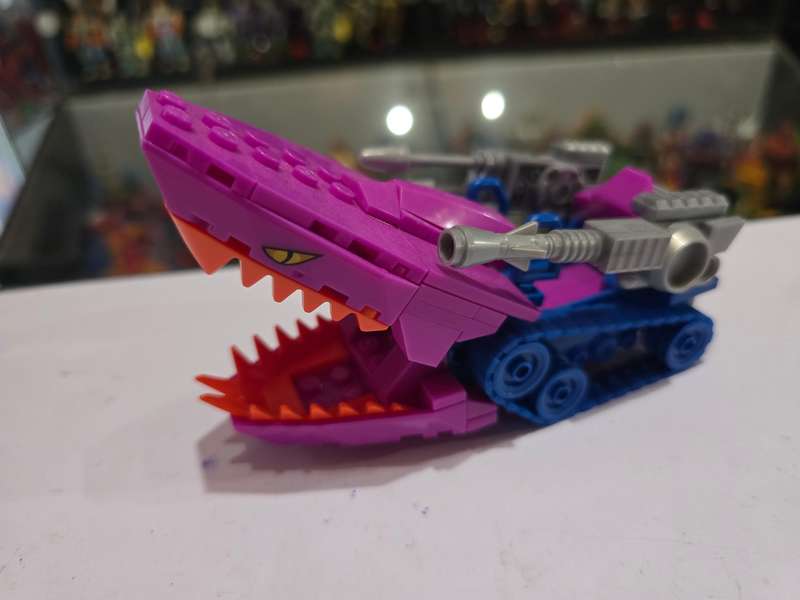 Motu Mega Construx Landshark Figure